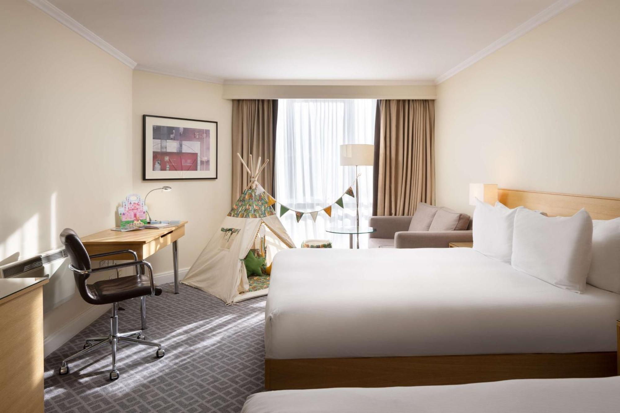 Hilton Отель